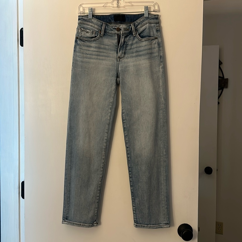 Buckle Black  light wash wider leg jeans size 26 x 28